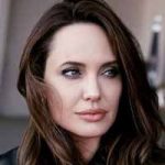 Kisah Kehidupan Angelina Jolie yang Menginspirasi